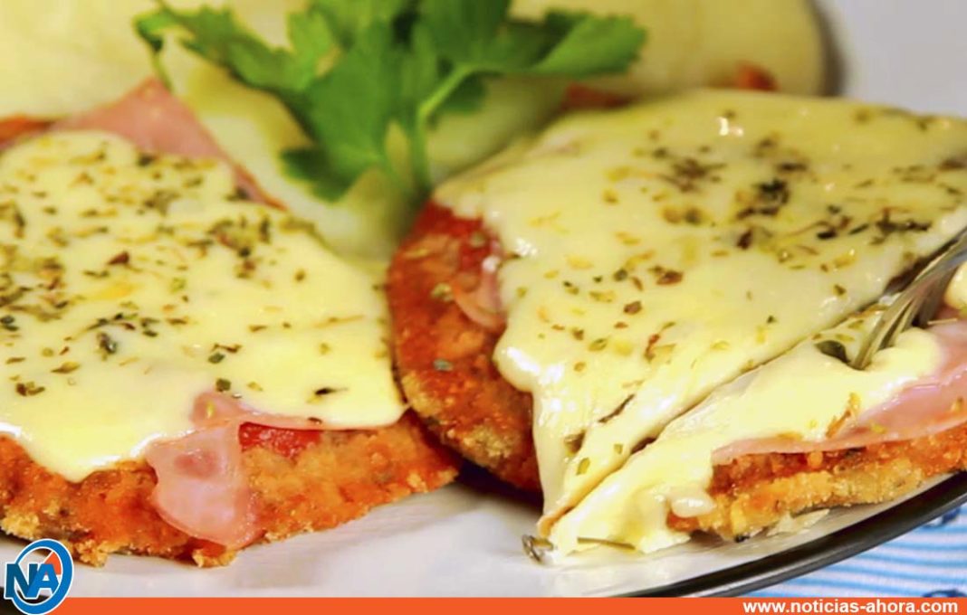 Para El Almuerzo Prepara Una Milanesa Napolitana Con Carne De Res