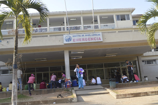 14hospital01mr