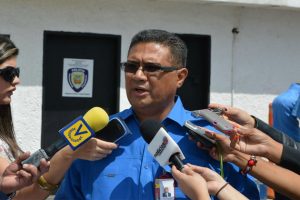 detienen 15 trabajadores