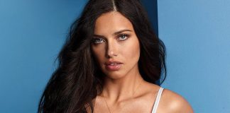 sensual Adriana Lima