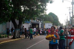 saquearon camión