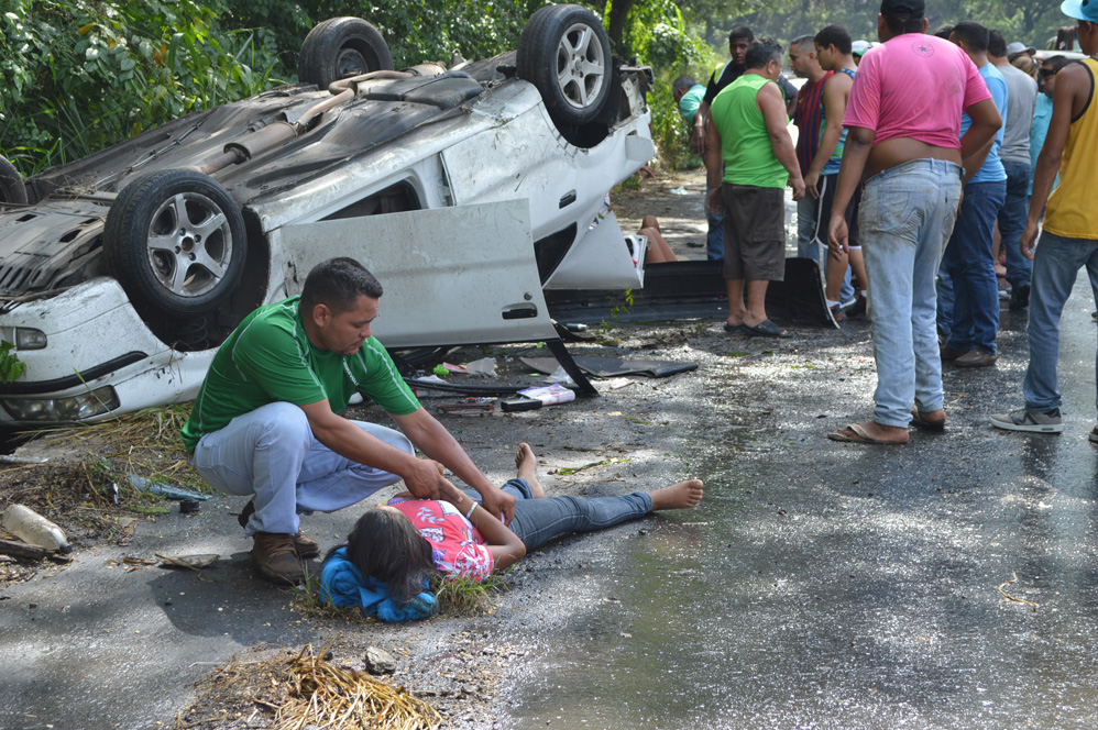 Vuelco Puerto Cabello - Valencia dejó cinco heridos