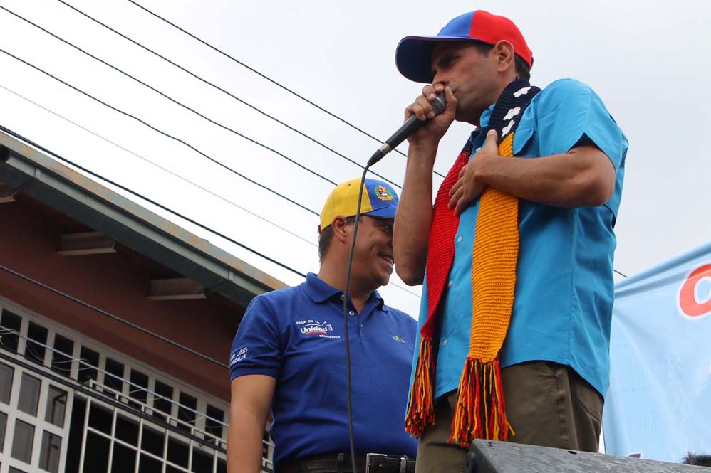 Capriles desde Mérida pidió “expresar su inconformidad en las urnas electorales el 8D”