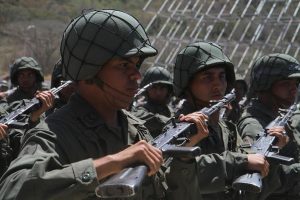 prácticas del desfile con motivo del Bicentenario de la Juventud 8