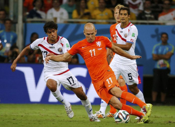 imágenes del encuentro entre Holanda y Costa Rica