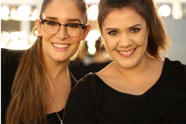 Las maquillistas profesionales Neiza Hernandez y Nanda Quero