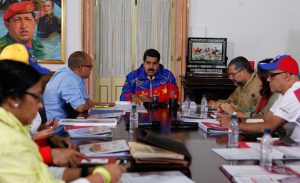 la gasolina: la estamos regalando
