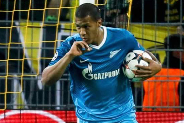 El venezolano Salomón Rondón se lució durante el triunfo del Zenit ante el PSV