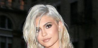 Kylie Jenner cambia de look