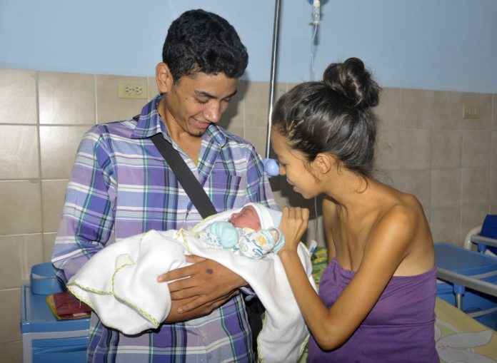 Anderson Josué, primer bebé nacido en el Ambulatorio San Joaquín