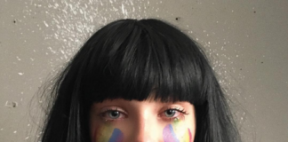 Sia rinde tributo a Orlando junto a Maddie