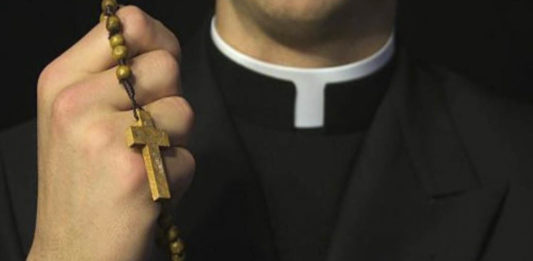 sacerdotes abuso sordos- Noticias Ahora