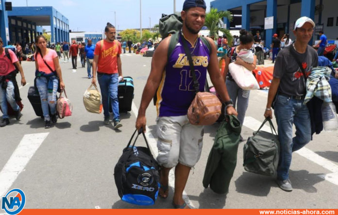 Venezolanos salieron del Perú