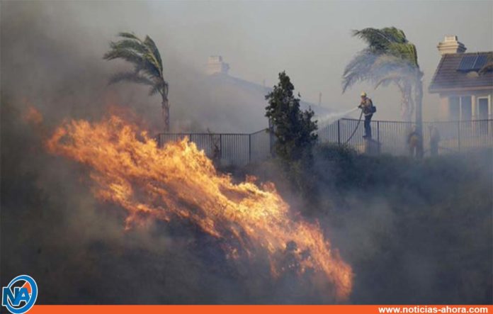 personas evacuadas california incendio