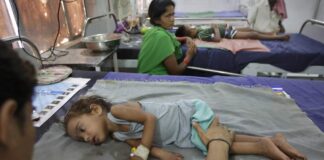 Misterioso brote de enfermedad en la India - Noticias Ahora