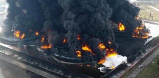 Incendio en una refinería de petróleo de Indonesia - Noticias Ahora