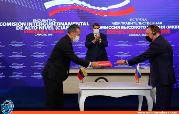 Venezuela y Rusia firman 12 acuerdos - NA