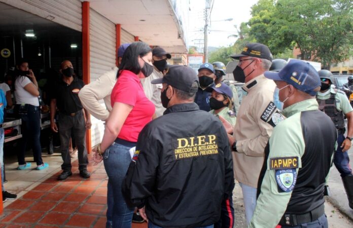 cierre de negocios en Puerto Cabello - Noticias Ahora