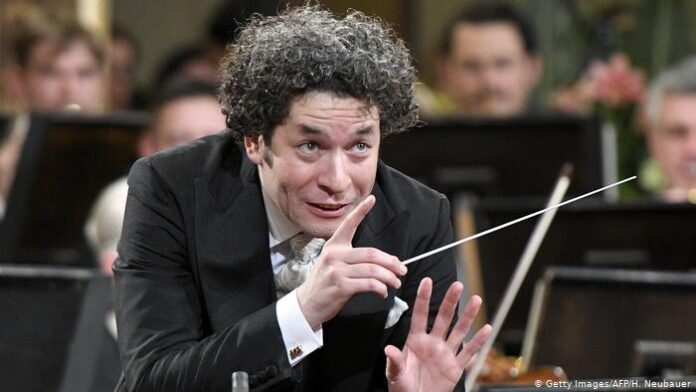 gustavo dudamel gano su tercer grammy