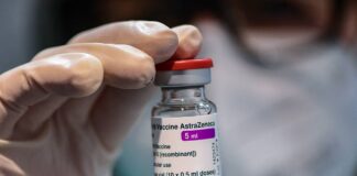 Vacuna AstraZeneca ha matado a 7 personas