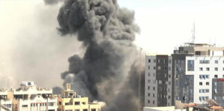 Ejercito israelí derriba edificio en Gaza