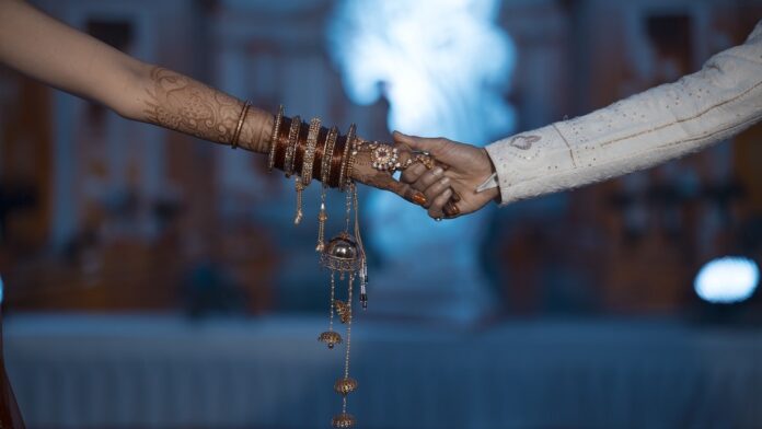 Joven muere durante su boda en la India