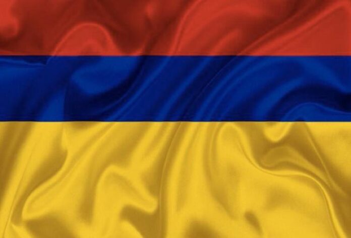 Bandera de Colombia al revés