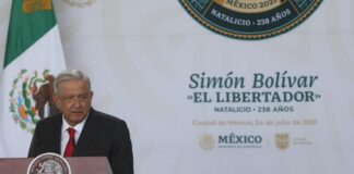 México conmemora natalicio de Simón Bolívar