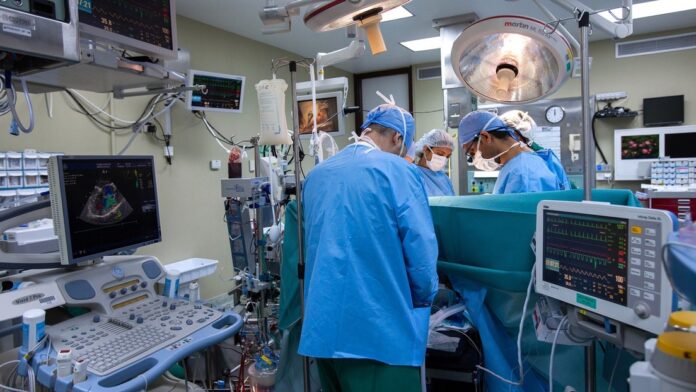 trasplante de riñón a paciente equivocado 