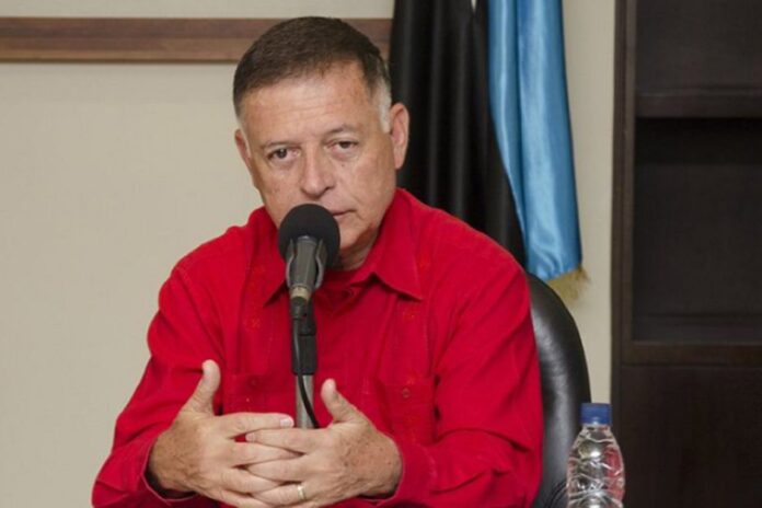 PSUV excluye a Arias Cárdenas