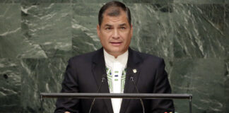 Interpol niega pedido de alerta roja contra Rafael Correa