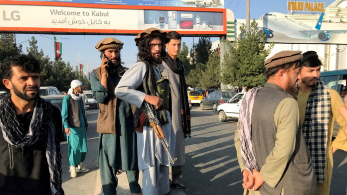 Banco Mundial suspende apoyo financiero a Afganistan