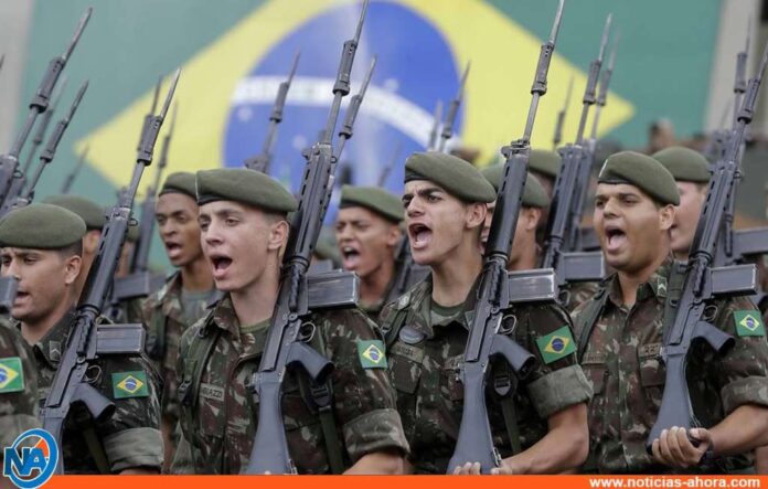 Desfile militar en Brasil - Noticias Ahora