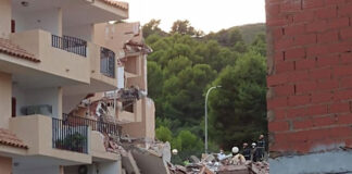 Edificio se derrumba en Peñiscola - Noticias Ahora