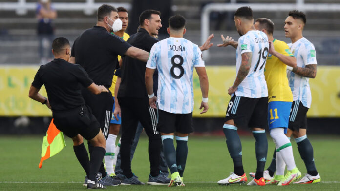 FIFa-suspensión del partido entre Brasil y Argentina