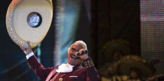 Vicente Fernández escogió su canción para el funeral