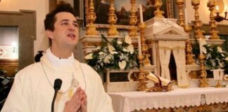 Detenido sacerdote en Italia