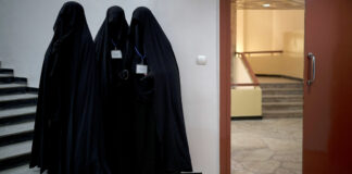 mujeres afganas en las universidades