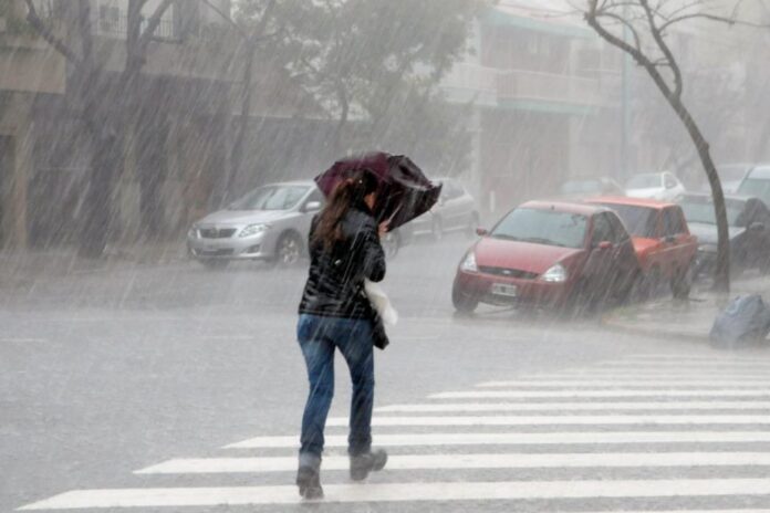 Inameh pronostica lluvias en región central