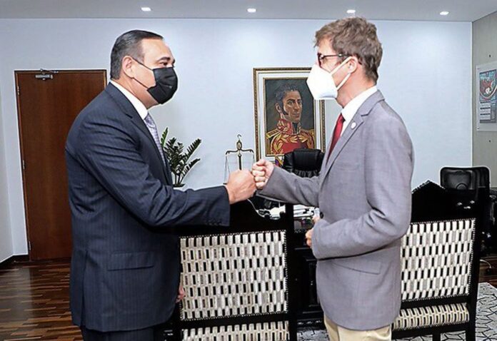 Reunión entre Jefe del CICR y Presidente del TSJ