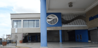 Visitas a centros comerciales disminuyeron