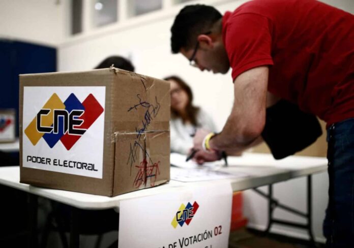 Inició simulacro electoral en Venezuela