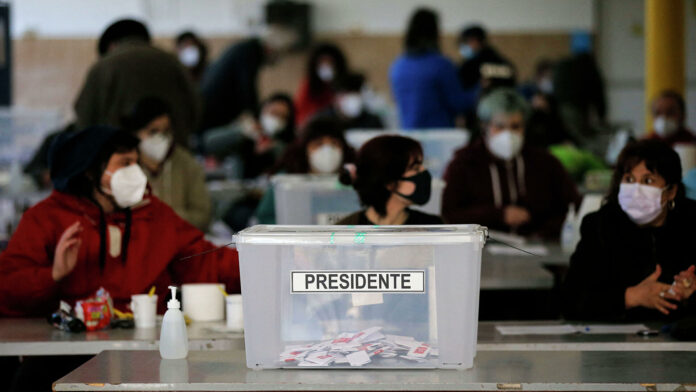 Chile comienza conteo de votos - Noticias Ahora