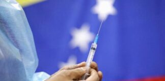 Médicos denuncian mala conservación de vacunas - NA
