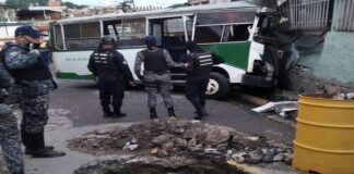 Autobús arrolló a dos niñas en Guatire - NA