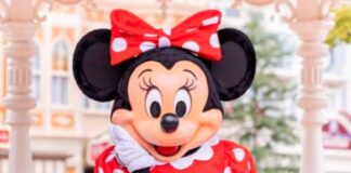 Minnie Mouse cambia de oufit - Minnie Mouse cambia de oufit