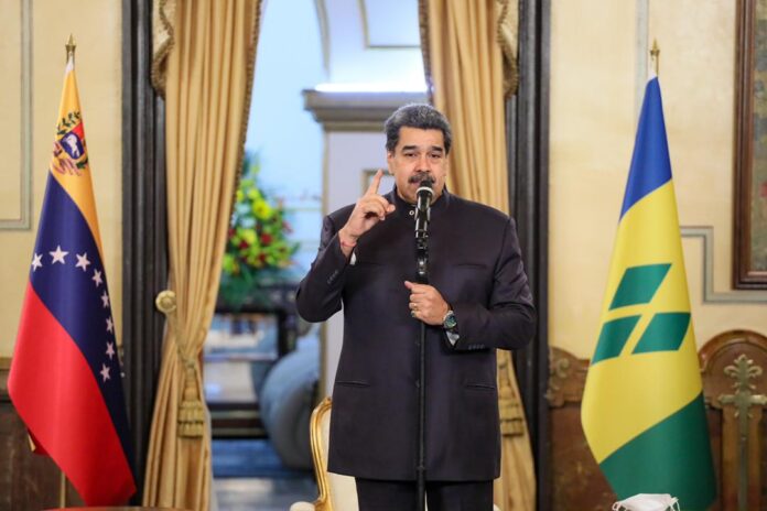 Nicolás Maduro rechazó plan de invasión de Macri - NA