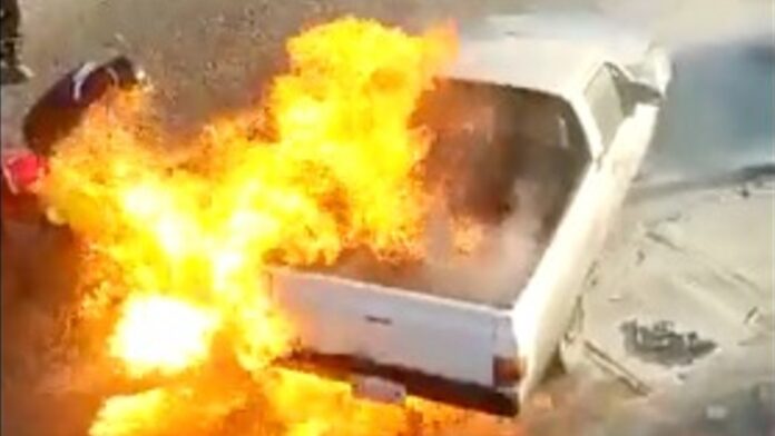 Vehículo se incendió en Guatire - NA