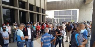 Trabajadores del Aeropuerto de Maiquetía protestaron - NA