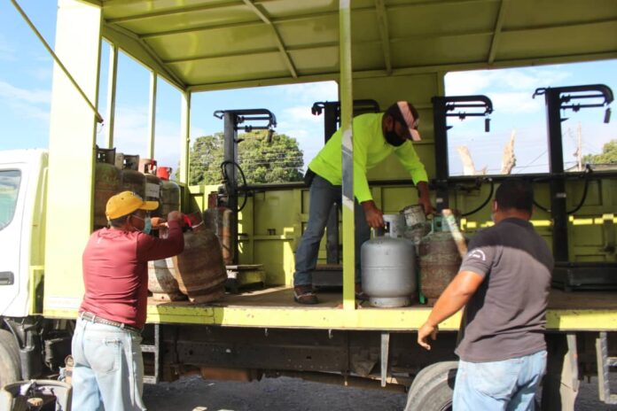 GasDrácula distribuyó cilindros en Naguanagua